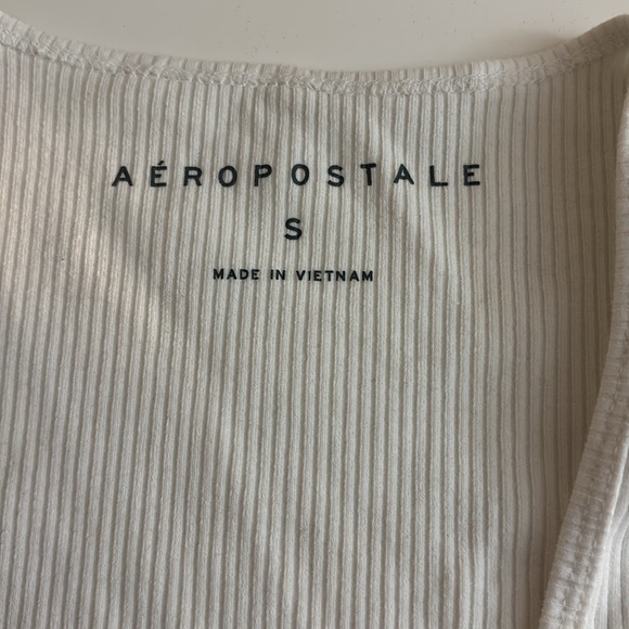 Tie front cropped shirt - Picture 2 of 3